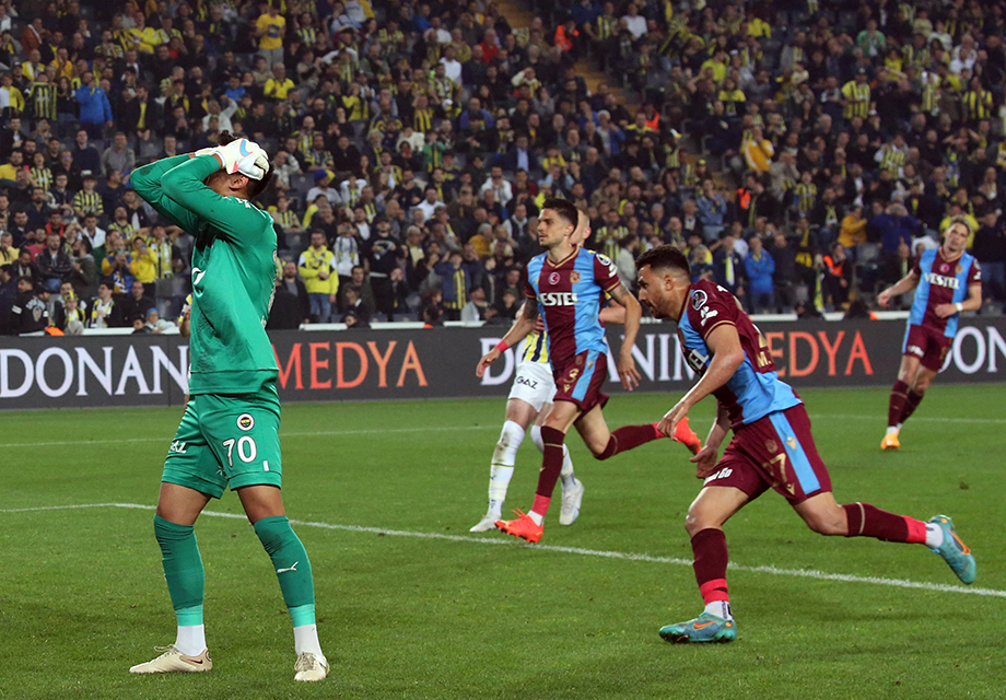 Trabzonspor, Kadıköy'de 41 yıl sonra penaltıdan gol buldu