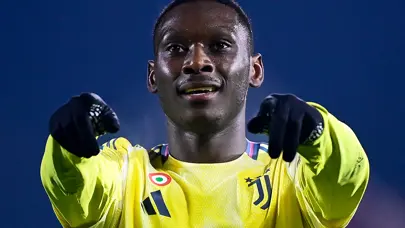 Fenerbahçe'den görülmemiş bonservis: İlk bomba Kolo Muani