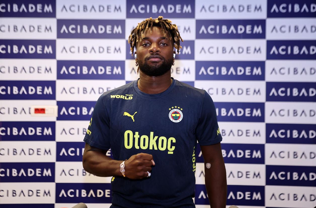Fenerbahçe’nin yeni transferi Allan Saint-Maximin kimdir, kaç yaşında ve hangi takımlarda oynadı?