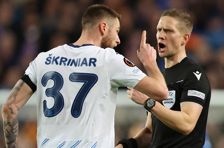 UEFA'dan Espen Eskas kararı: Rangers-Fenerbahçe maçında düdük çalmıştı