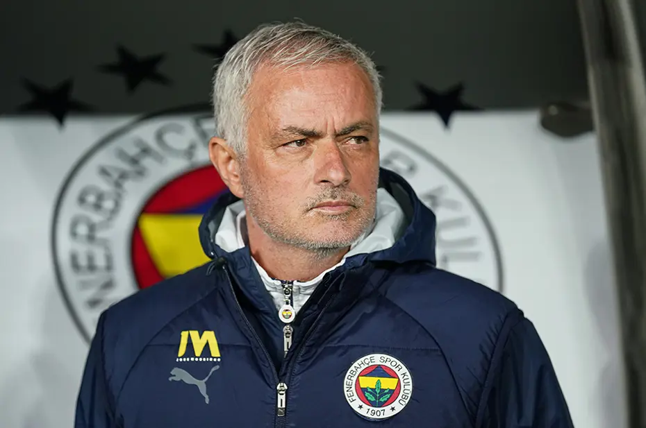 Mourinho'ya yayıncı kuruluşta herkesin konuştuğu olay tepki: "Umarım bu adamla..." - 4