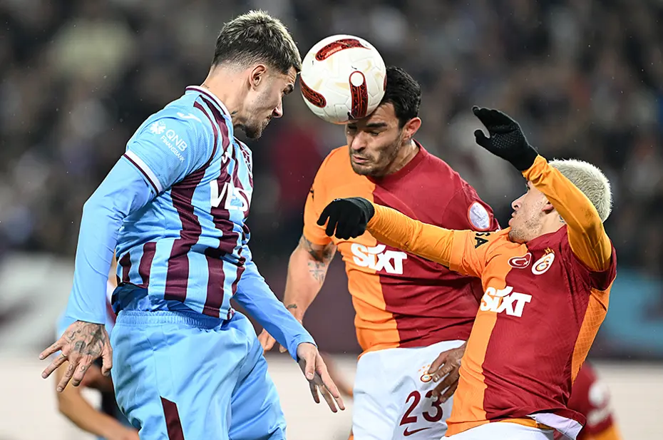 Trabzonspor'un Süper Lig'de 2023-2024 sezonu fikstürü, derbi maçları ve detaylar - 21 Trabzonspor'un Süper Lig'de 2023-2024 sezonu fikstürü, derbi maçları ve detaylar - 21