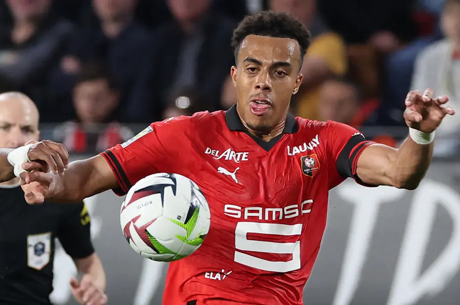 Galatasaray'da Guela Doue transferi bu yüzden gerçekleşmemiş: Talep edilen özel madde anlaşmayı bozdu - 5 Galatasaray'da Guela Doue transferi bu yüzden gerçekleşmemiş: Talep edilen özel madde anlaşmayı bozdu - 5