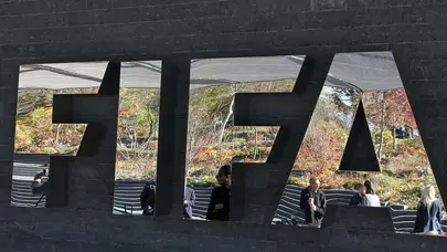 FIFA duyurdu: Ukrayna ve Rusya'yla ilgili karar uzatıldı