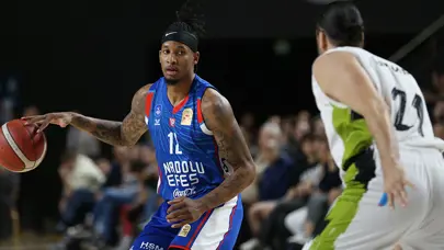 Anadolu Efes ayrılığı açıkladı