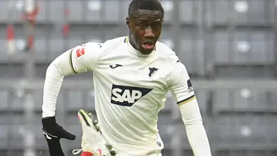 Trabzonspor'dan çifte transfer: Bir hücuma bir stopere