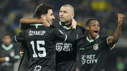 İZLE: Burak Yılmaz yine attı! Gol krallığında zirveye oynuyor