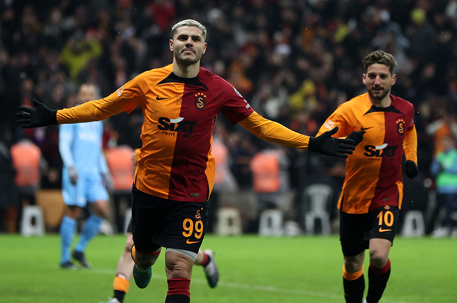 Mauro Icardi'den Abdullah Avcı'ya 'fırtına' göndermesi