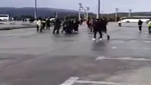 Fenerbahçe ile Amedspor taraftarları arasında kavga: 3 yaralı Fenerbahçe ile Amedspor taraftarları arasında kavga: 3 yaralı