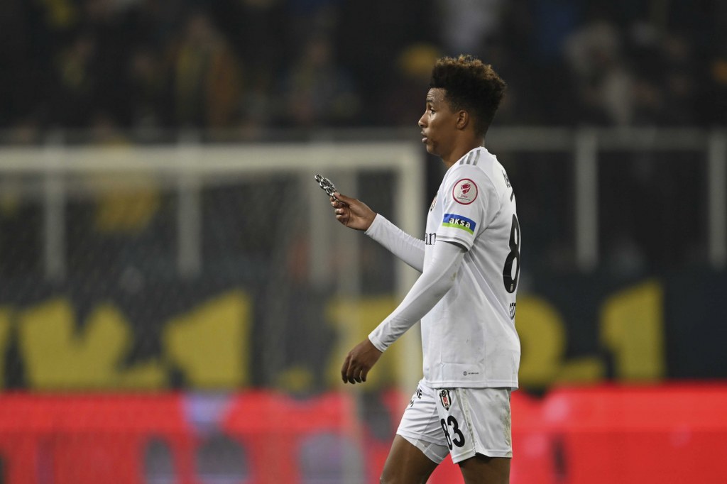 Beşiktaş'tan 'muşta' açıklaması!