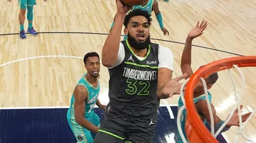 Karl-Anthony Towns 62 sayıyla rekor kırdı, yenilgiyi önleyemedi