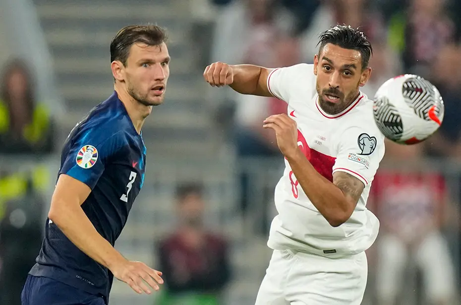 Yeni sezonun ilk transferi Borna Barisic oluyor - 3