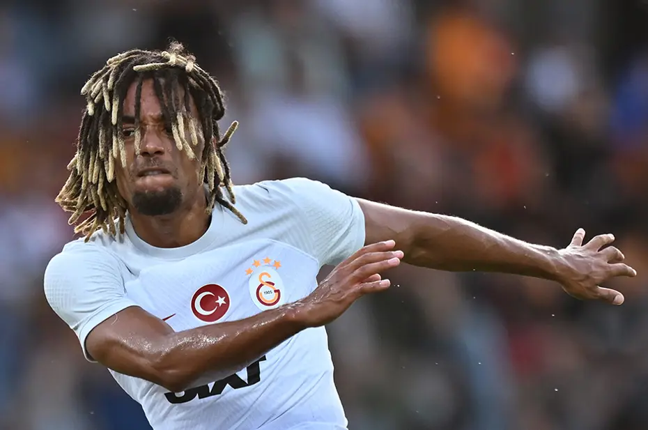 Sacha Boey transfer görüşmesini açıkladı - 7