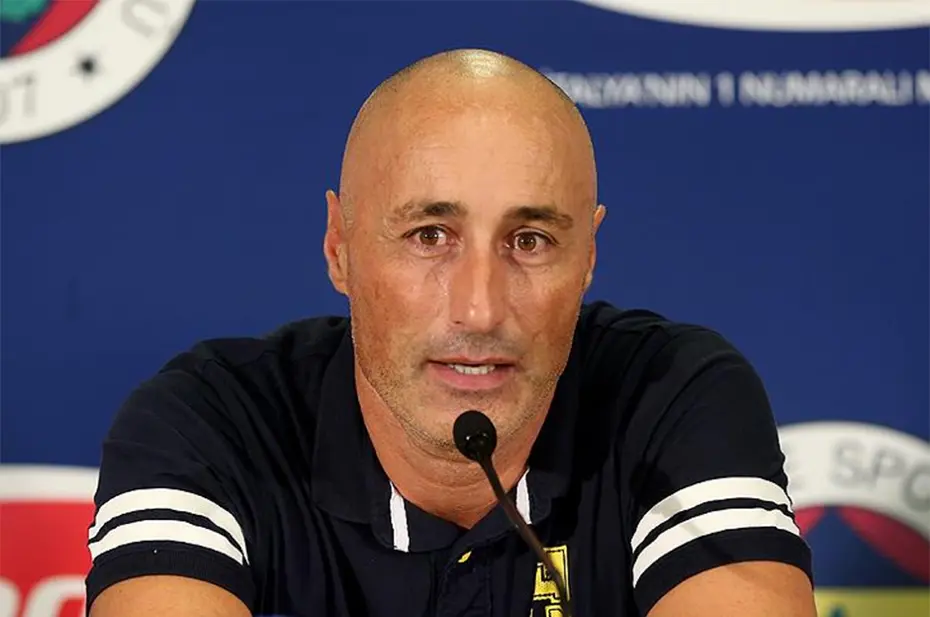 Fenerbahçe'nin yeni antrenörü belli oldu: 8 yıl sonra geri döndü - 3