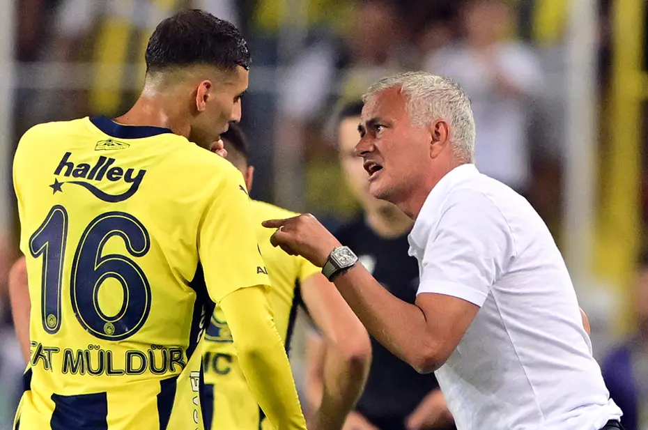 Mourinho üzerini çizdi: Fenerbahçe'den beklenmedik karar - 5 Mourinho üzerini çizdi: Fenerbahçe'den beklenmedik karar - 5