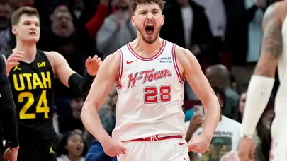 Alperen Şengün kariyer rekorunu tekrarladı