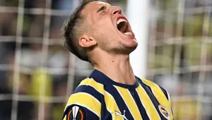 Emre Mor neden kadroda yok? Fenerbahçe-Sivasspor maçı öncesi sürpriz Emre Mor neden kadroda yok? Fenerbahçe-Sivasspor maçı öncesi sürpriz