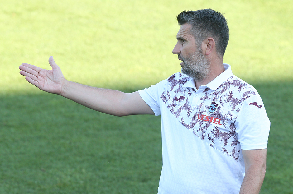 Nenad Bjelica: "Diğer takımların yaptığı transferlerle ilgilenmiyoruz"