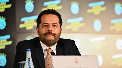 Erden Timur'dan "Galatasaray'a dönmeyi düşünür müsünüz?" sorusuna cevap