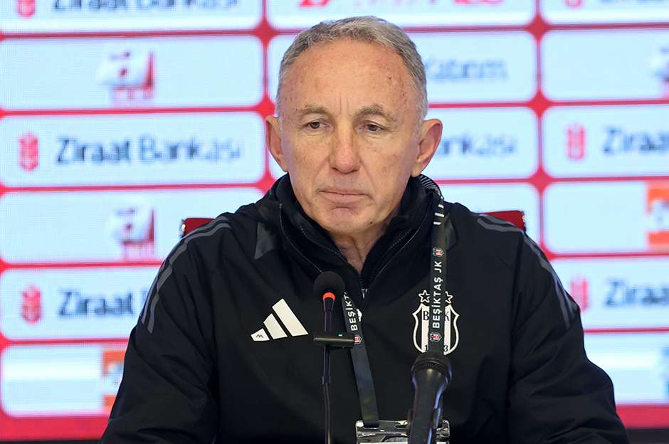 Halim Okta oyuncularda oluşan baskıyı açıkladı