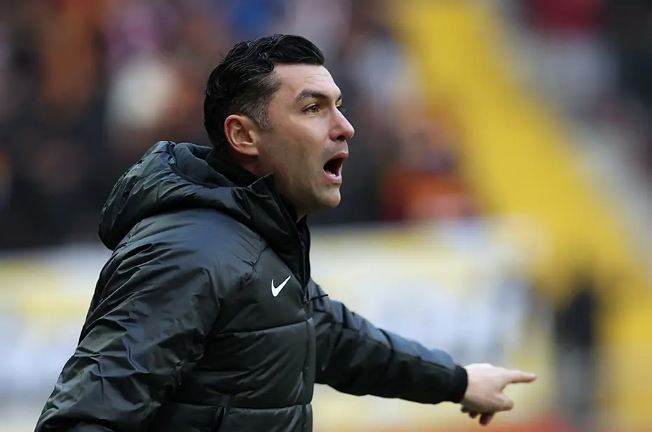 Burak Yılmaz'dan Mourinho yorumu: "Geldiğinden beri 'yapı' dedi" - 5 Burak Yılmaz'dan Mourinho yorumu: "Geldiğinden beri 'yapı' dedi" - 5