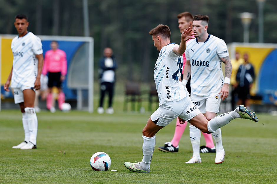 Göztepe'nin Fenerbahçe'den istediği iki isim