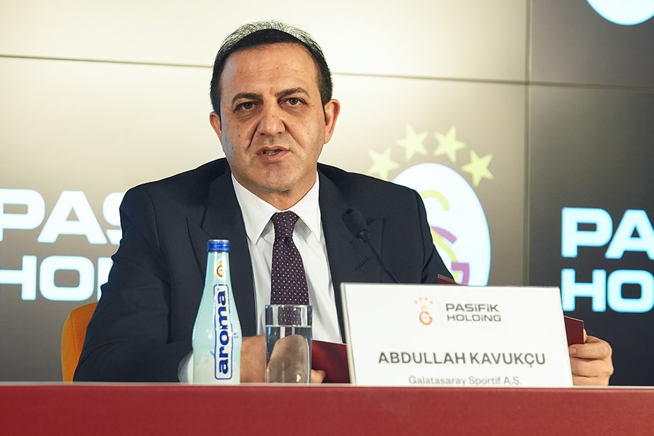 Abdullah Kavukcu, İbrahim Hacıosmanoğlu'nun sözlerini hatırlattı: "VAR hakemi hata yapamaz"