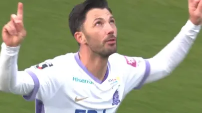 Japon Ligi'nin açılış haftasına Tolgay Arslan damgası