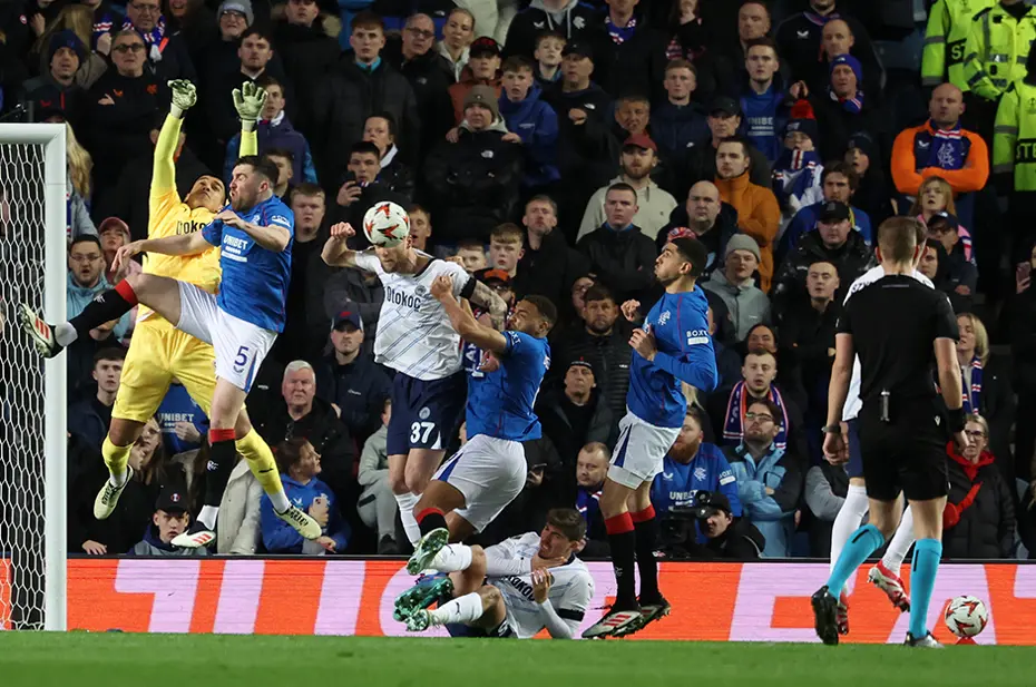 "Rangers'ı yendi ama Ibrox'u yenemedi" | Spor yazarları Fenerbahçe için ne dedi? - 6