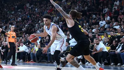 Anadolu Efes, Mersin deplasmanında kazandı