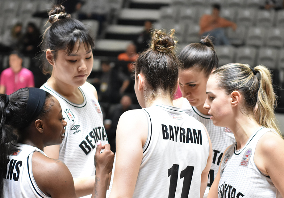 Beşiktaş, sahasında Emlak Konut'a kaybetti