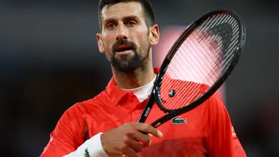 Fransa Açık'ta Novak Djokovic ve Sonay Kartal ikinci tura çıktı
