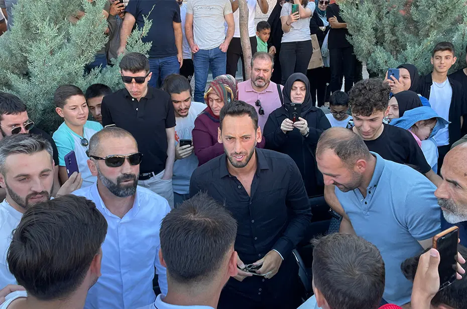 Hakan Çalhanoğlu'nan memleketi Bayburt'ta coşkulu karşılama - 4