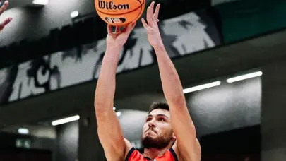 Bahçeşehir Koleji deplasmanda Sporting'i devirdi