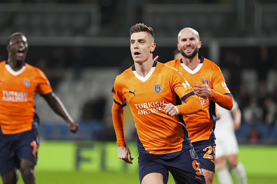 UEFA kulüpler sıralaması güncellendi: Fenerbahçe ile Galatasaray arasındaki fark açılıyor - 15