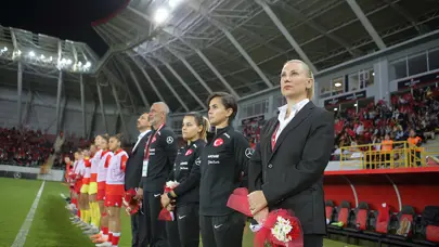 Necla Güngör Kıragası: "6'da 6 yapıp ülkemizi gururlandırmak istiyoruz"