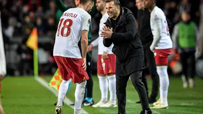 "Çengelli iğne adamlar" | Spor yazarları Sparta Prag-Galatasaray maçı için ne dedi?