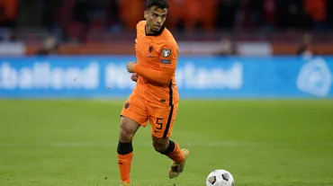 Başakşehir sol bekini Ajax'tan buldu