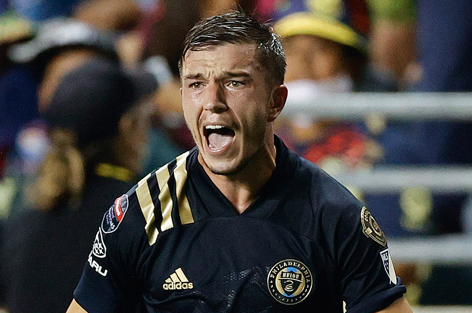 Alman sol bek Fenerbahçe'ye: Serbest kalma bedeli dikkat çekti