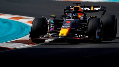 Formula 1 Miami GP'de kazanan Verstappen; kazanan Red Bull
