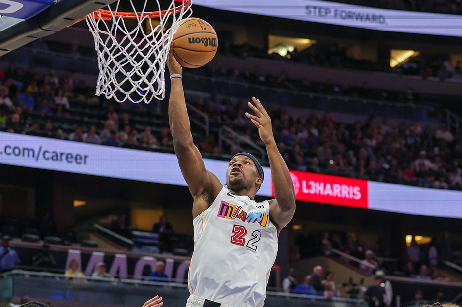 Jimmy Butler'ın forması depremzedelere destek için satışa çıkıyor