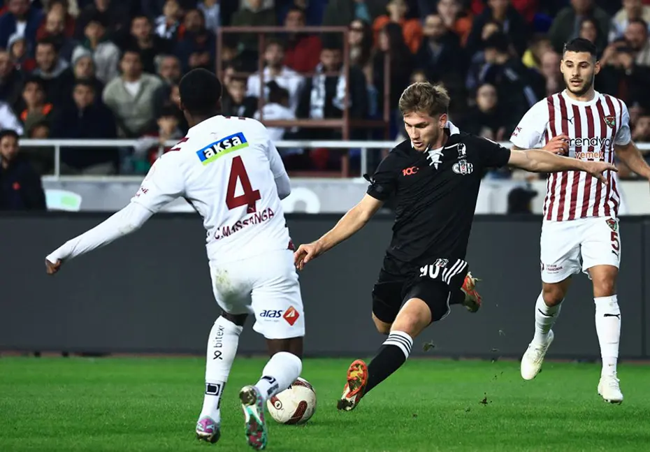 Beşiktaş'ın Süper Lig'de 2023-2024 sezonu fikstürü, derbi maçları ve detaylar - 18 Beşiktaş'ın Süper Lig'de 2023-2024 sezonu fikstürü, derbi maçları ve detaylar - 18