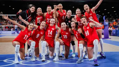 Türkiye - İtalya voleybol maçı bugün mü, ne zaman, saat kaçta? Filenin Sultanları Olimpiyat 3. maç tarihi