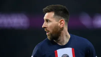 Lionel Messi'nin olası transferinde son gelişmeler: Çuval dolusu para mı? Sadakat mi?