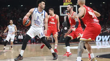 Anadolu Efes, Olympiakos deplasmanında sonunu getiremedi