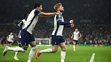 Tottenham, Manchester City'i ilk yarı golleriyle eledi
