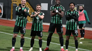 Lider Kocaelispor, Manisa'da hata yapmadı