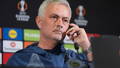 Jose Mourinho'dan Fenerbahçe'deki sözleşmesiyle ilgili açıklama