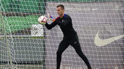 Barcelona kaleye çözüm arıyor: İlk aday Inaki Pena