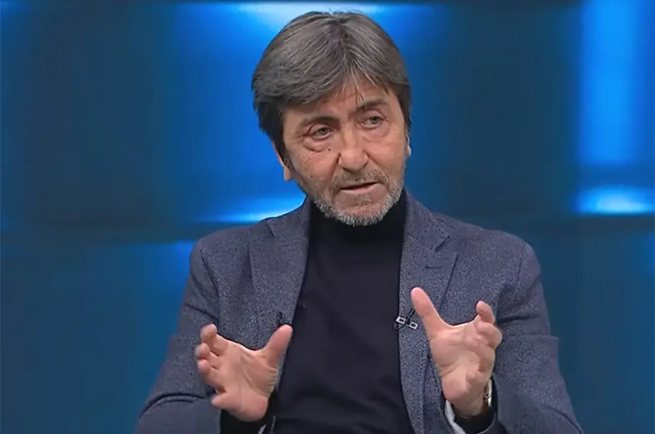 Rıdvan Dilmen ligin tartışılan konusunu Okan Buruk'a sordu: "Acun Ilıcalı'yla aynı görüştesiniz" - 4 Rıdvan Dilmen ligin tartışılan konusunu Okan Buruk'a sordu: "Acun Ilıcalı'yla aynı görüştesiniz" - 4